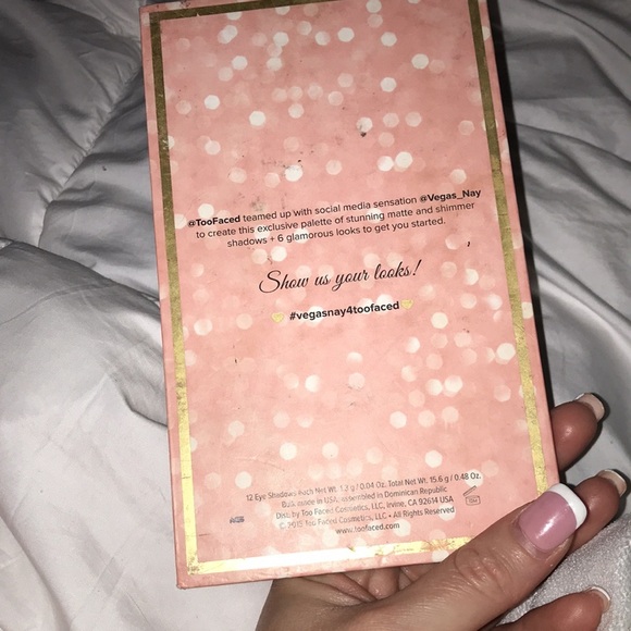 Too Faced STAR DUST palette - Picture 3 of 3